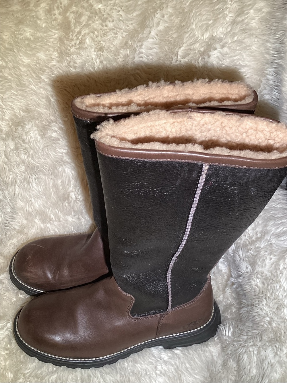 Ugg Women's Tall Brown Leather Winter Boots - Shearling Collar size 9 - Picture 3 of 6